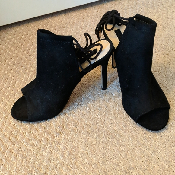 Forever 21 shoes 7.5 - Picture 1 of 4